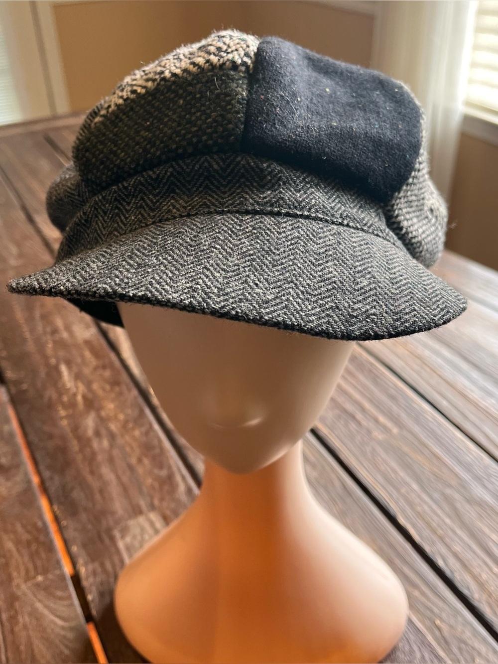 Charter Club Womens Newsboy Tweed Twill Patchwork Style Cap Hat Gray Black White